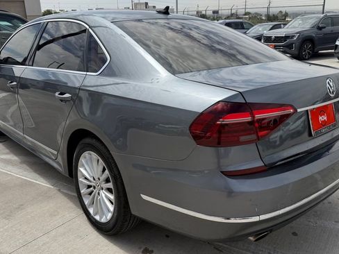 Used 2017 Volkswagen Passat 1.8T SE FWD image 8