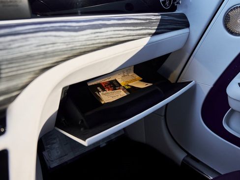 Used 2024 Rolls-Royce Spectre w/ Spectre Launch Package image 59