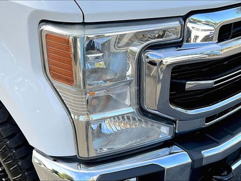 Used 2022 Ford F250 Lariat w/ Lariat Value Package image 33