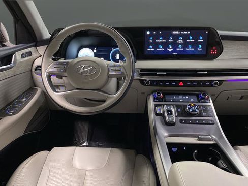 Used 2024 Hyundai Palisade Calligraphy image 5