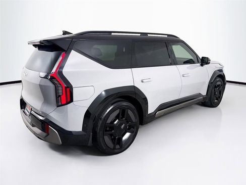Used 2026 Kia EV9 GT-Line image 7