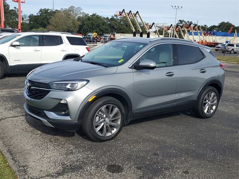 Used 2023 Buick Encore GX Essence w/ Experience Buick Package image 2