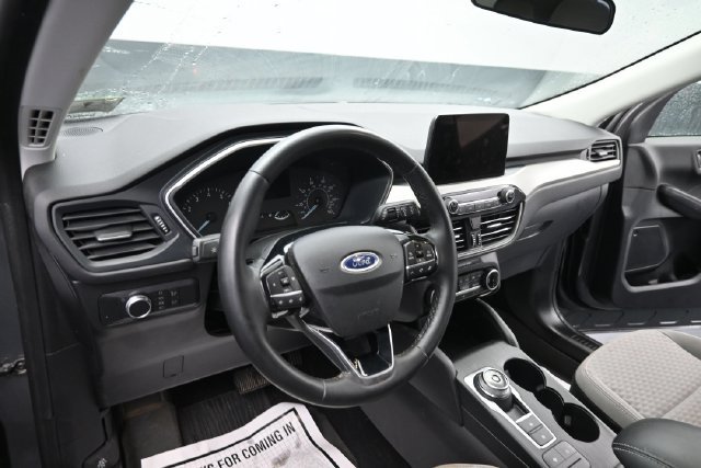Used 2022 Ford Escape SE w/ Cold Weather Package AWD/4WD image 12