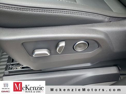 New 2026 GMC Sierra 1500 Denali w/ Denali Reserve Package AWD/4WD image 7
