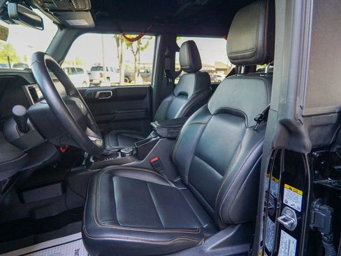 Used 2024 Ford Bronco Badlands AWD/4WD image 19