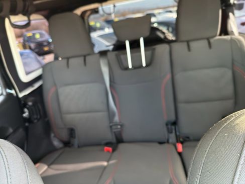 Used 2020 Jeep Wrangler Unlimited Rubicon image 14