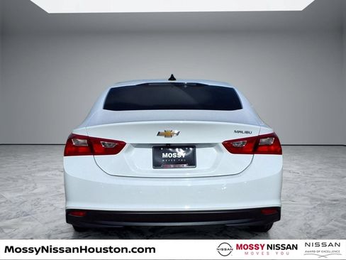 Used 2023 Chevrolet Malibu LS FWD image 6