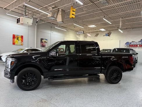 Used 2025 Ford F150 Lariat AWD/4WD image 2