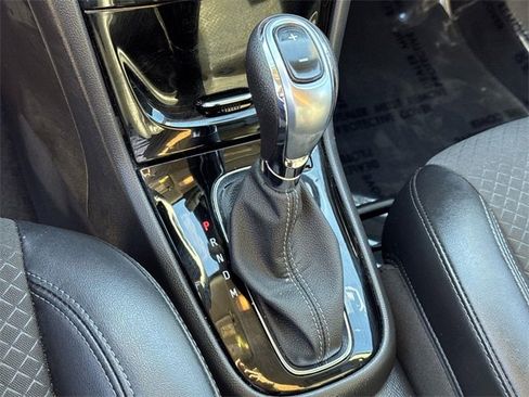 Used 2022 Buick Encore Preferred w/ Safety Package image 14