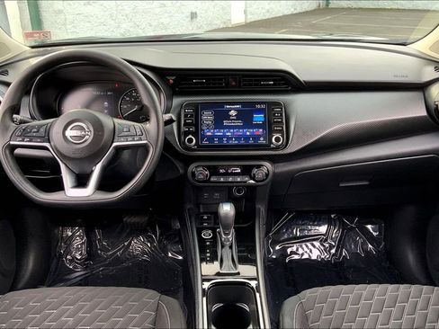 Certified 2022 Nissan Kicks SV image 15