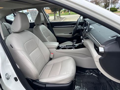 Used 2022 Nissan Altima 2.5 SL FWD image 36