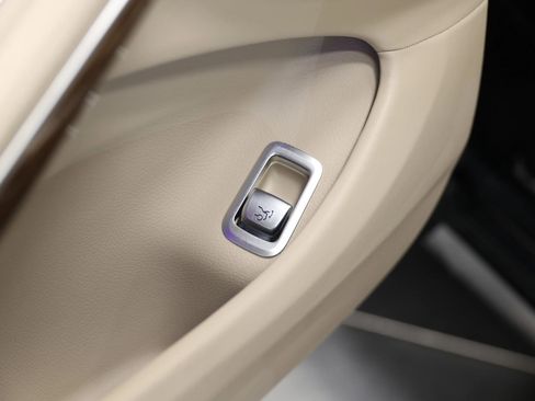 Used 2016 Mercedes-Benz Maybach S 600 image 14