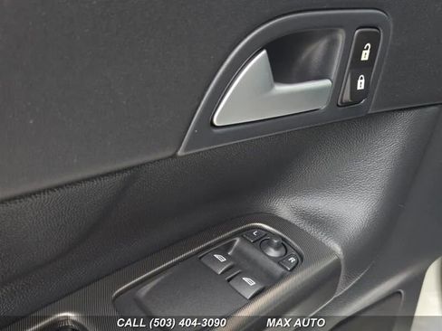 Used 2011 Volvo C30 T5 R-Design image 31