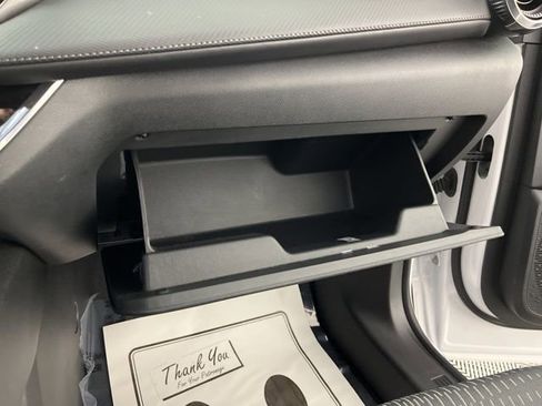 Used 2025 Chevrolet Equinox LT image 35