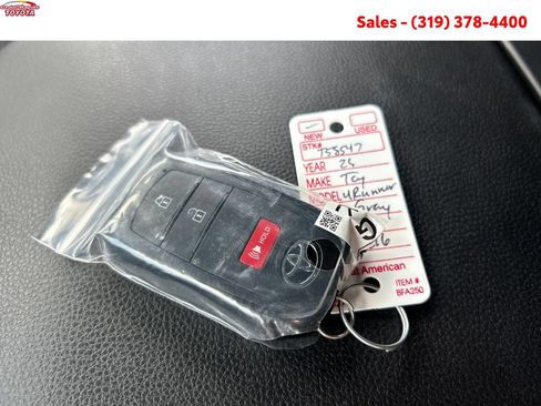 New 2026 Toyota 4Runner SR5 AWD/4WD image 22
