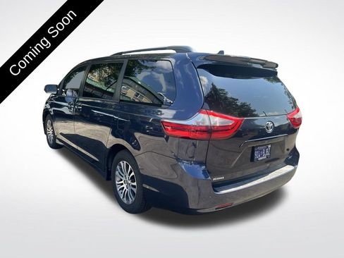 Used 2020 Toyota Sienna XLE FWD image 7