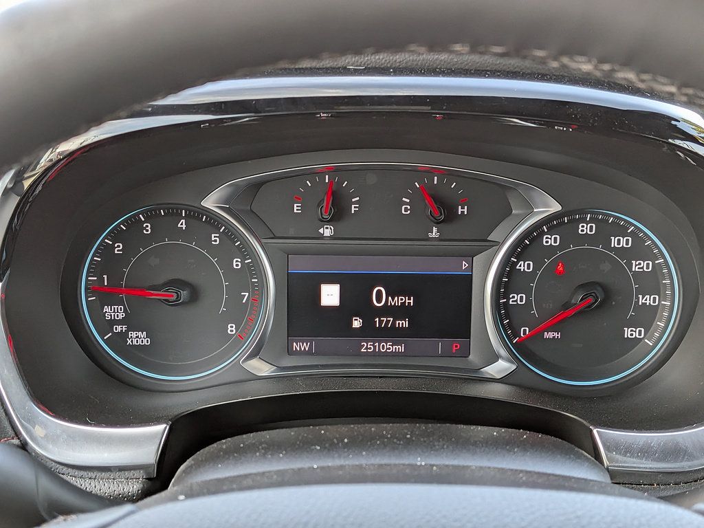 Used 2023 Chevrolet Traverse RS AWD/4WD image 27