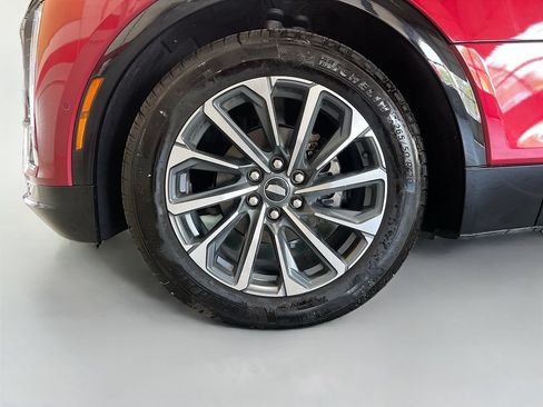 Used 2025 Cadillac Lyriq Sport AWD/4WD image 32