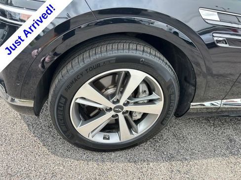 Used 2023 Genesis GV80 2.5T w/ Advanced Package AWD/4WD image 10