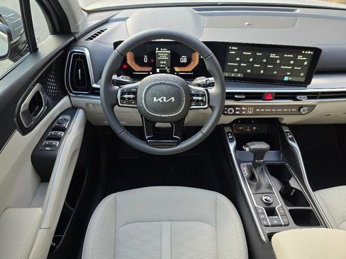 New 2025 Kia Sorento S FWD image 6
