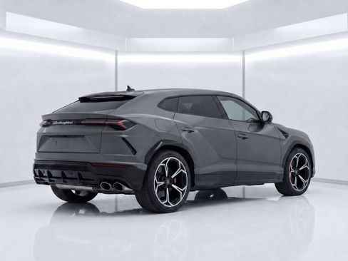 Used 2021 Lamborghini Urus AWD/4WD image 8