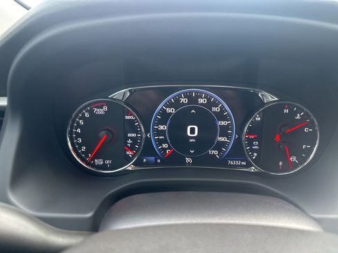 Used 2022 GMC Acadia AT4 w/ Technology Package AWD/4WD image 16