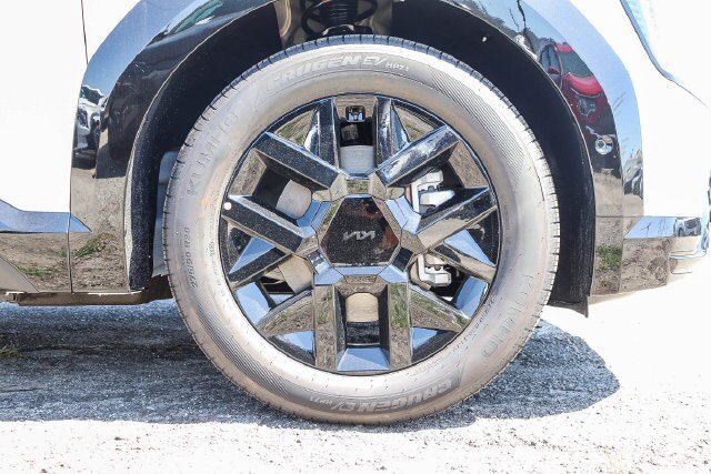 Used 2026 Kia EV9 Land w/ Nightfall Edition Package AWD/4WD image 19