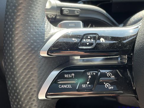 Certified 2025 Mercedes-Benz GLA 250 image 26