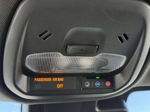 Used 2024 Buick Envista Sport Touring w/ Convenience I Package image 29