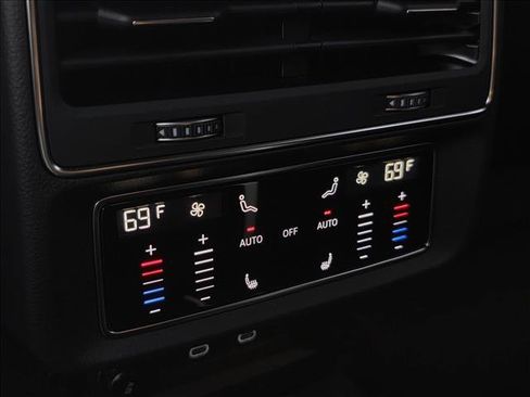 New 2026 Audi Q7 3.0T Premium Plus AWD/4WD image 19