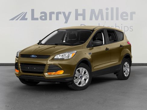 Used 2015 Ford Escape S image 1