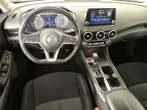 Used 2021 Nissan Sentra SV image 2