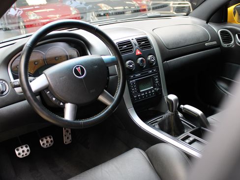 Used 2005 Pontiac GTO image 5