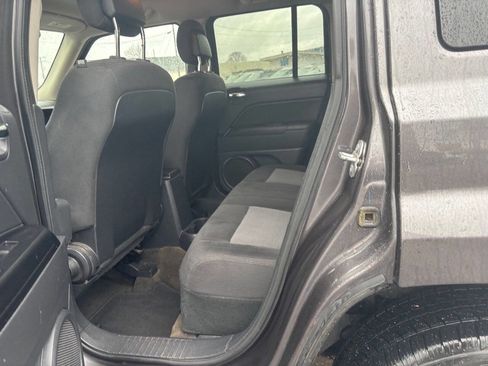 Used 2017 Jeep Patriot Latitude image 4