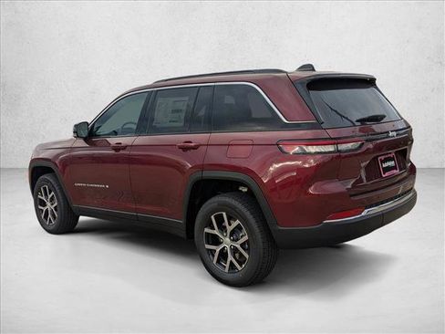 New 2025 Jeep Grand Cherokee Limited image 9