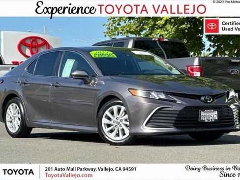 Certified 2023 Toyota Camry LE FWD image 1