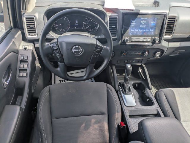 Used 2022 Nissan Frontier SV w/ Technology Package AWD/4WD image 16