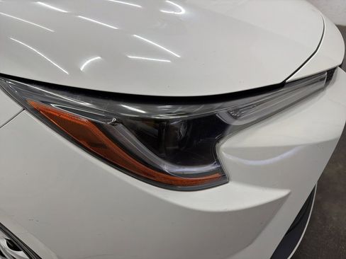 Used 2020 Toyota Corolla LE image 10
