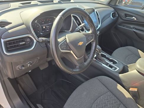Used 2022 Chevrolet Equinox LT FWD image 16