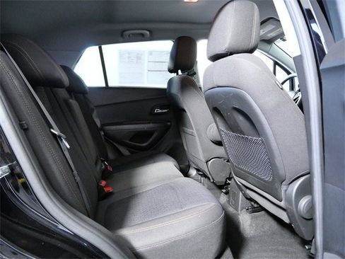 Used 2020 Chevrolet Trax LS w/ Tint and Cruise Package image 11