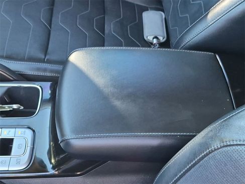 Used 2022 Kia Telluride SX w/ SX Prestige Package image 21