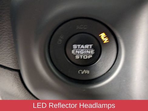 Used 2018 Jeep Wrangler Unlimited Sahara AWD/4WD image 22