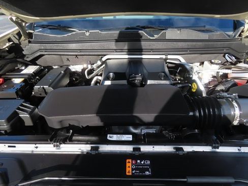 Certified 2024 Chevrolet Colorado ZR2 w/ ZR2 Bison Edition image 41