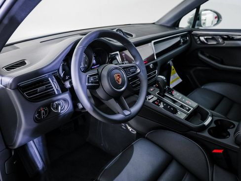 New 2026 Porsche Macan S AWD/4WD image 4