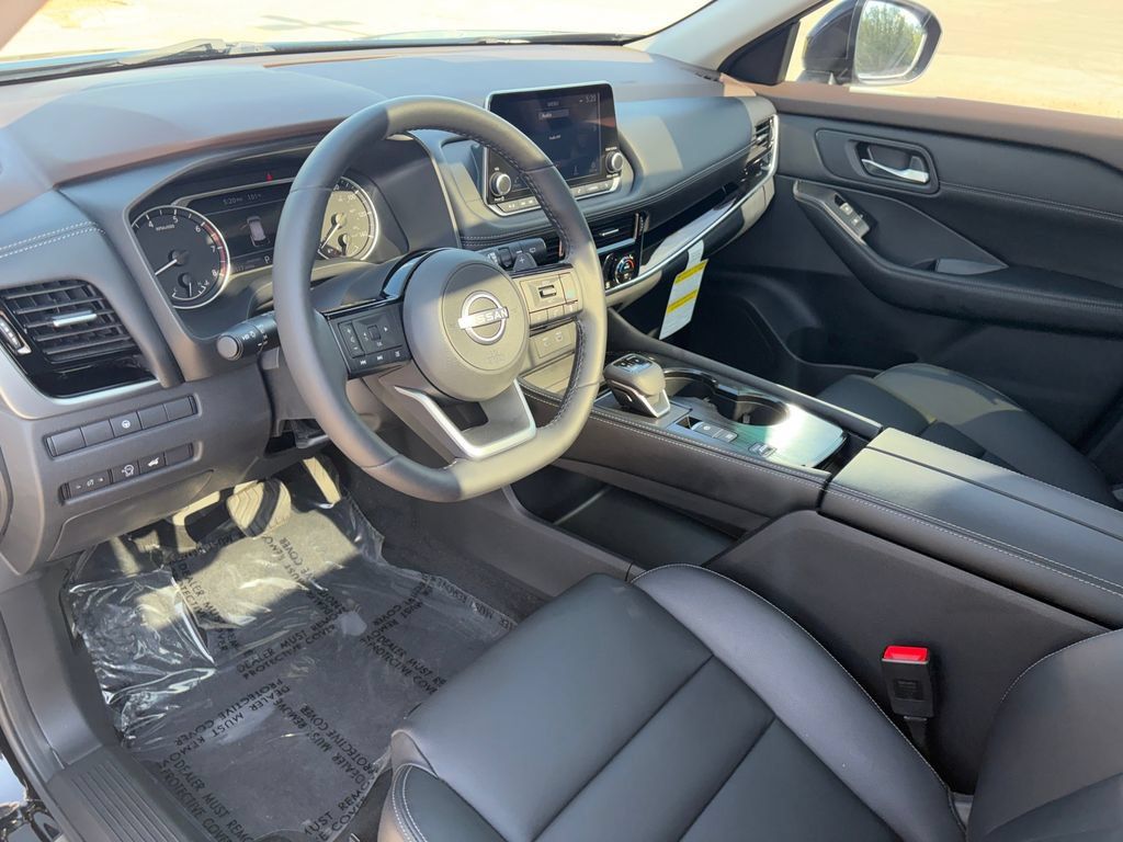Certified 2023 Nissan Rogue SL FWD image 8
