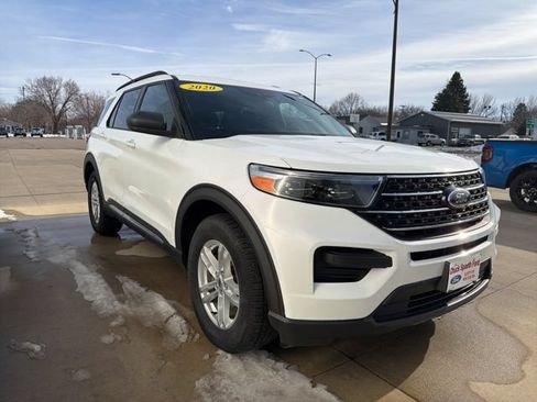 Used 2020 Ford Explorer XLT w/ Comfort Package AWD/4WD image 8
