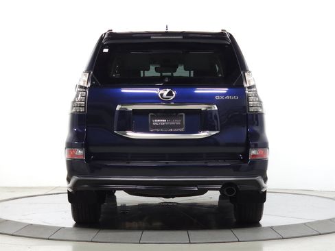 Used 2023 Lexus GX 460 Premium w/ Accessory Package AWD/4WD image 7