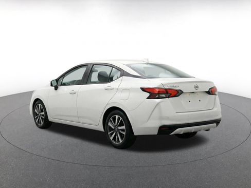Used 2025 Nissan Versa SV FWD image 6