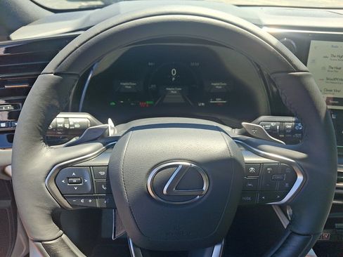 New 2026 Lexus RX 350h AWD/4WD image 12