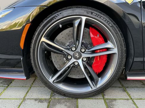 Used 2024 Ferrari 296 GTS RWD image 10